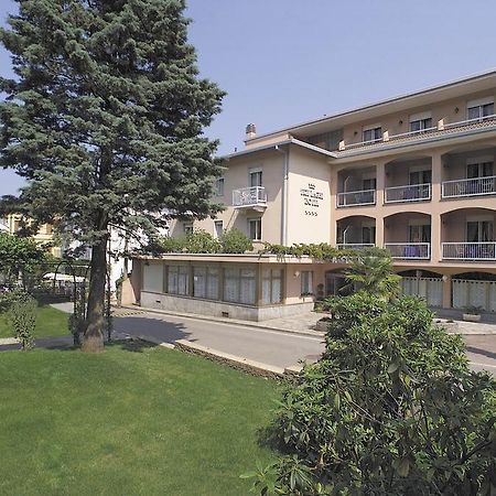 Tre Laghi Hotel Nebbiuno Exteriör bild