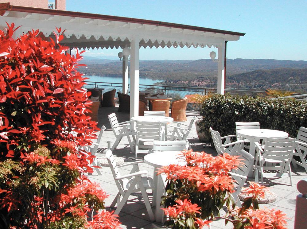 Tre Laghi Hotel Nebbiuno Exteriör bild